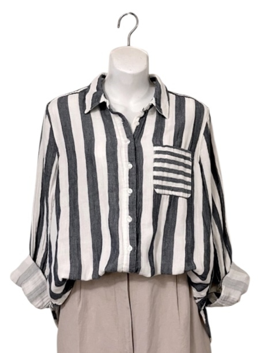 Time & Tru Womens Blue White Striped Oxford Poplin Long Sleeve Button Down Shirt